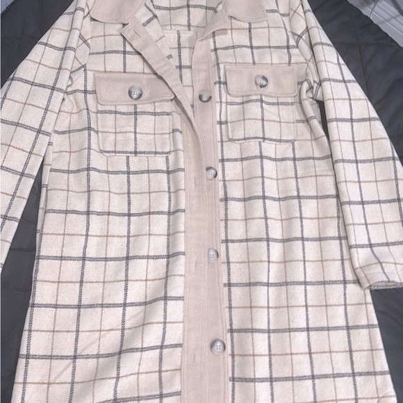 Jackets & Blazers - Plaid Beige Women's Coat - EUC